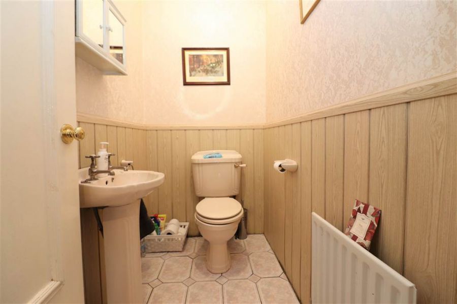 102 Hillhall Road