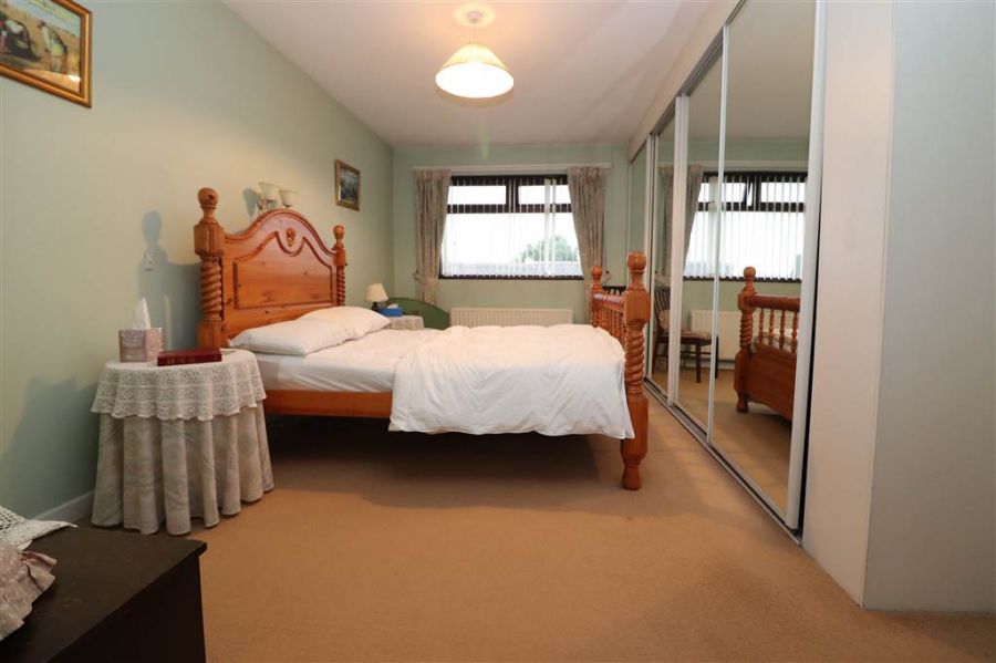 102 Hillhall Road