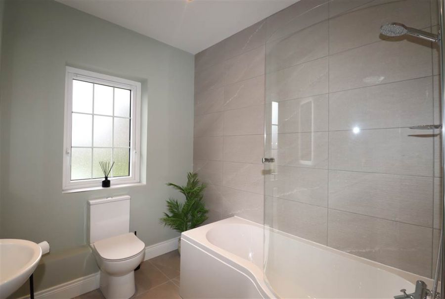 Apartment 3 Charlestown Hall