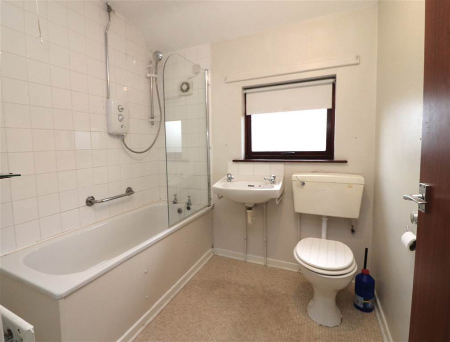 84 Ballynahinch Road