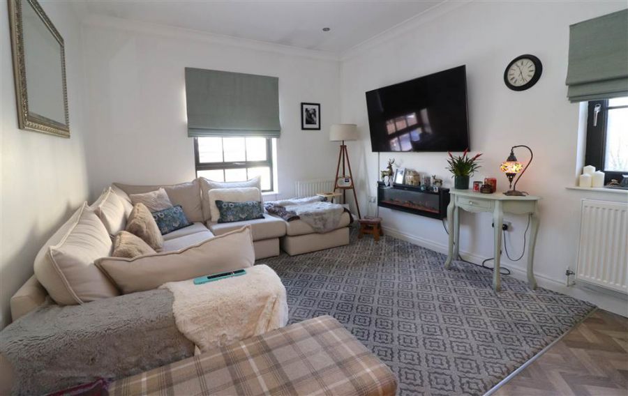 18 Lady Wallace Court