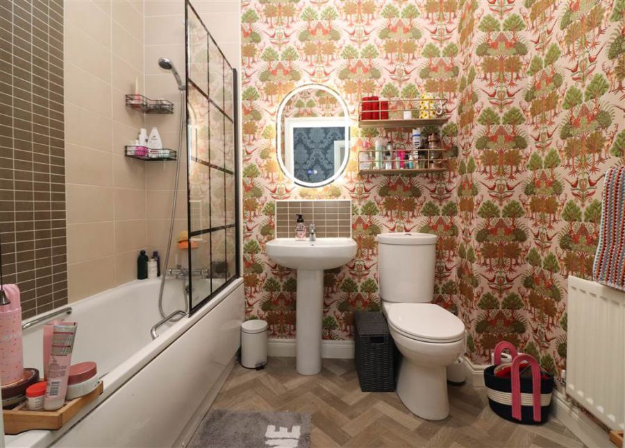 18 Lady Wallace Court