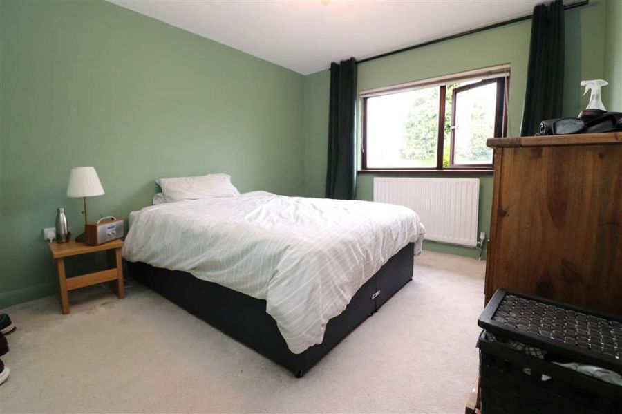 42 Mandeville Avenue