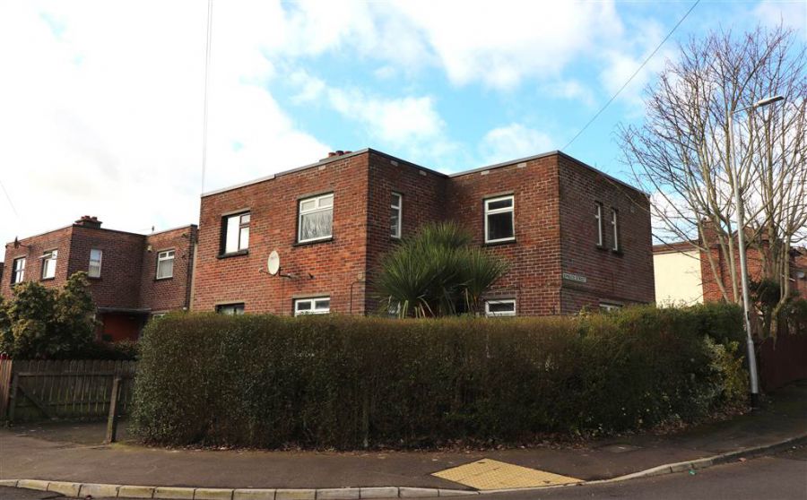 60 Huguenot Drive, Lisburn, BT27 4UJ