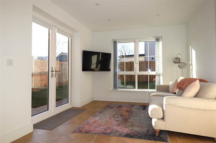 43 Charlestown Hall Lane