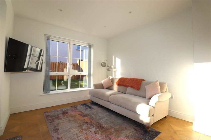 43 Charlestown Hall Lane