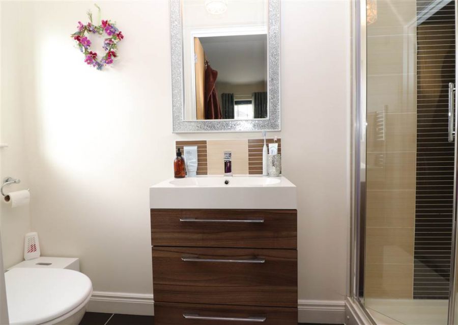 5 Lady Wallace Avenue