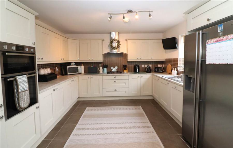 5 Lady Wallace Avenue