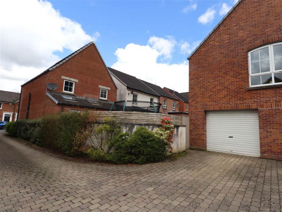 19 Lady Wallace Road