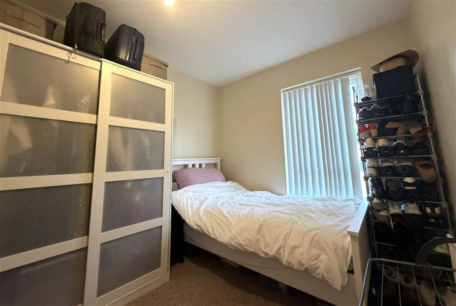 3 Warren Gardens Mews