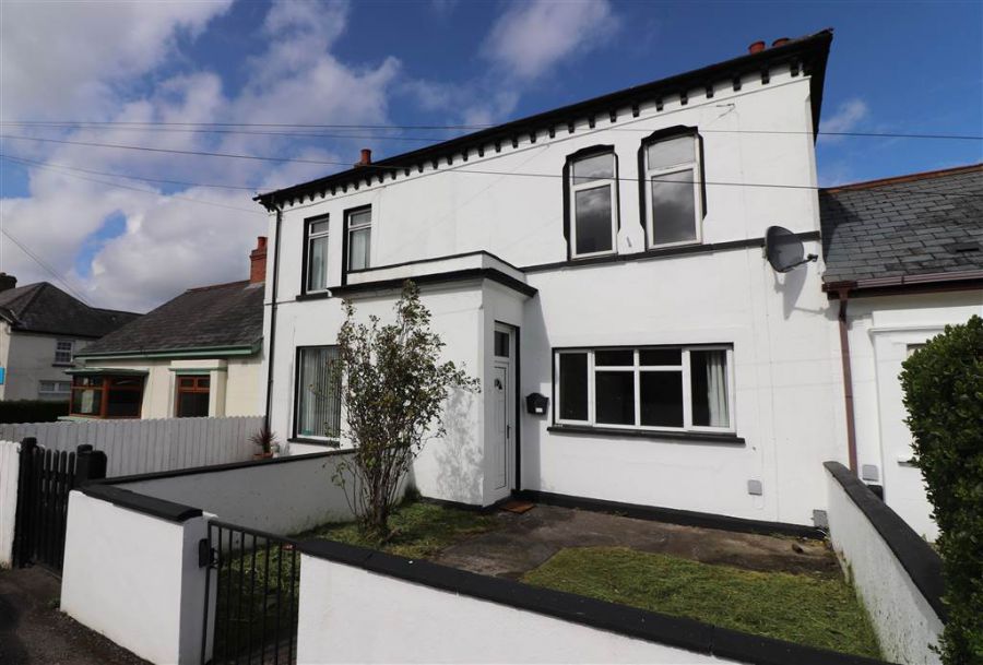 5 Hillhall Road, Lisburn, BT27 5BU