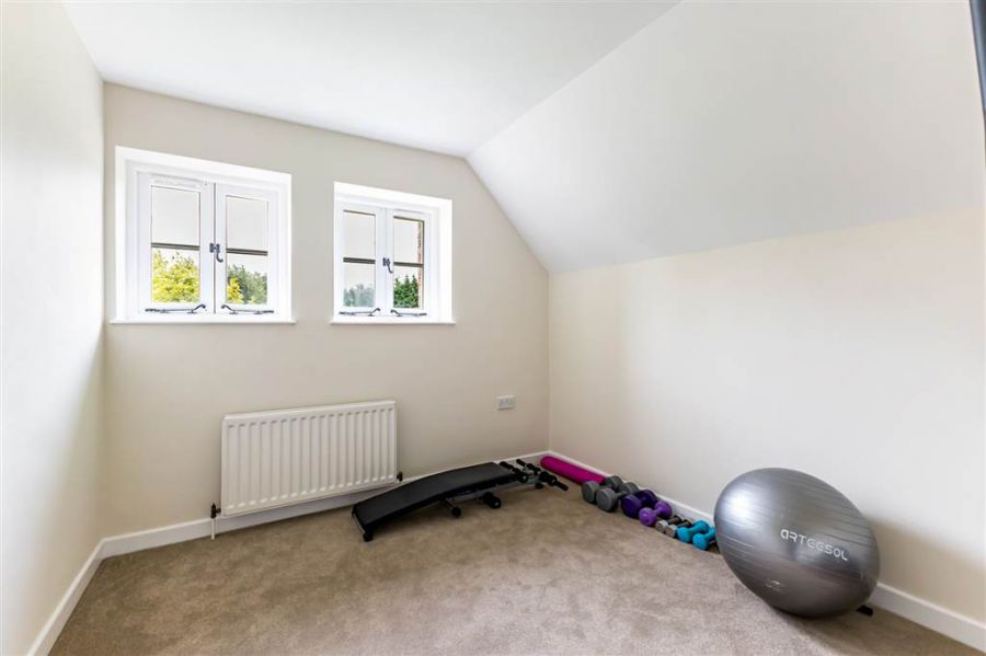 Millbrae House & Lodges, 3 Tullyrusk Road