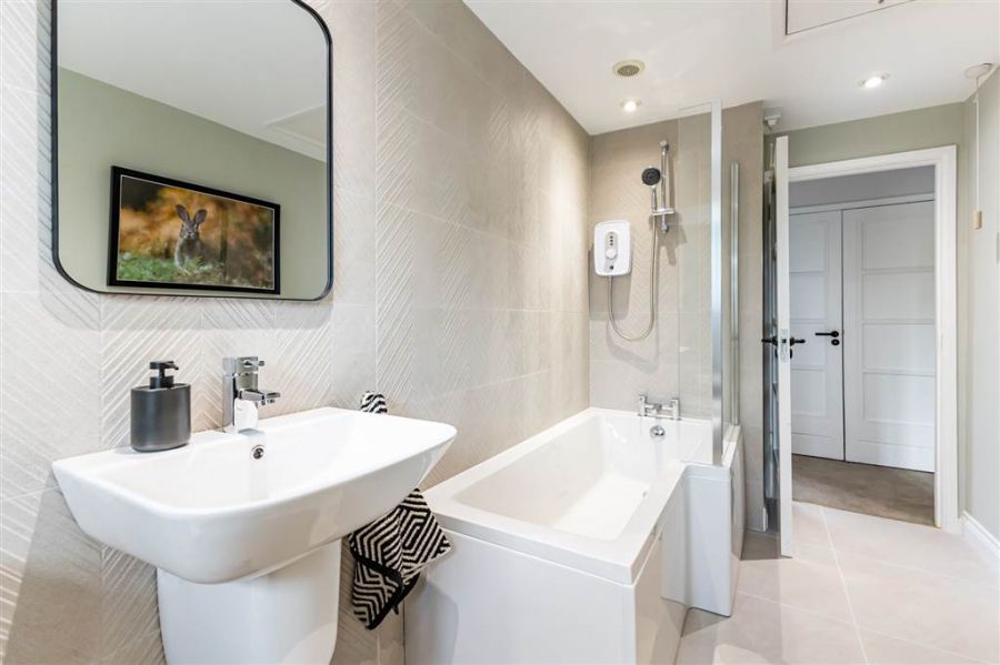 Millbrae House & Lodges, 3 Tullyrusk Road