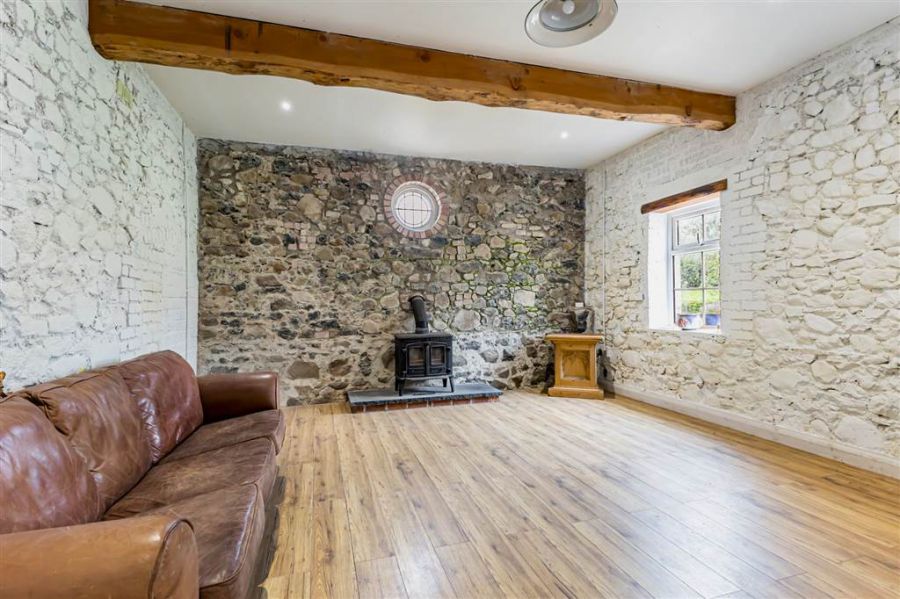 Millbrae House & Lodges, 3 Tullyrusk Road