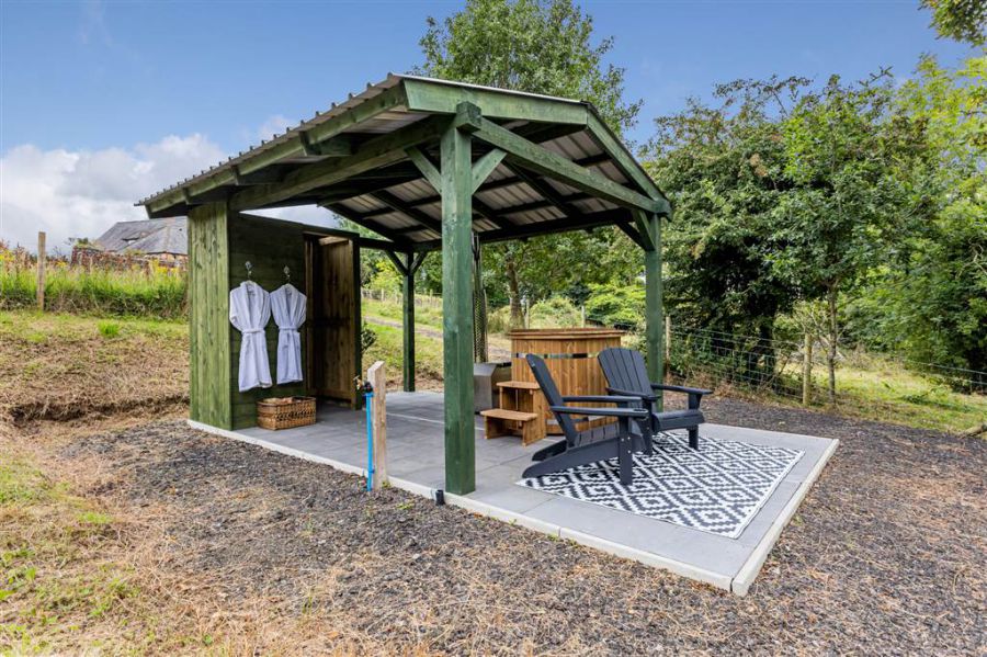 Millbrae House & Lodges, 3 Tullyrusk Road