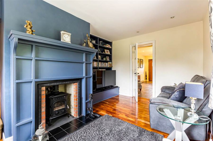 Millbrae House & Lodges, 3 Tullyrusk Road