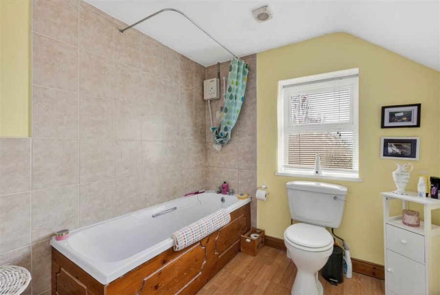 54 Nettlehill Road