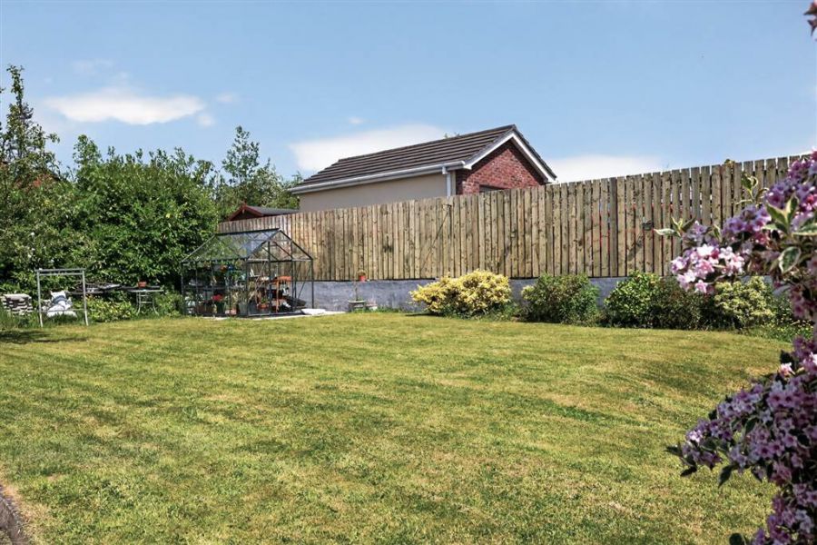 54 Nettlehill Road