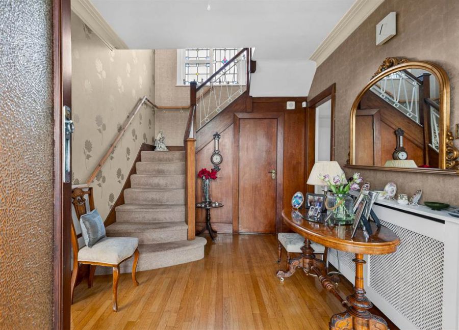 9 Magheralave Park North