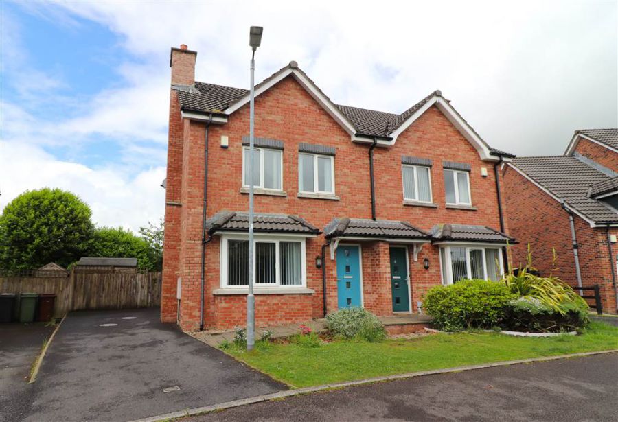 6 Weavers Mews, Ballymacash Road, Lisburn, BT28 3FZ