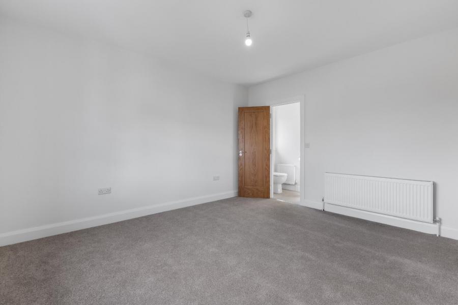 121, (with Sunroom), Camowen