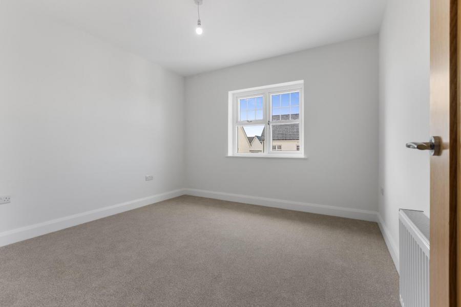 121, (with Sunroom), Camowen