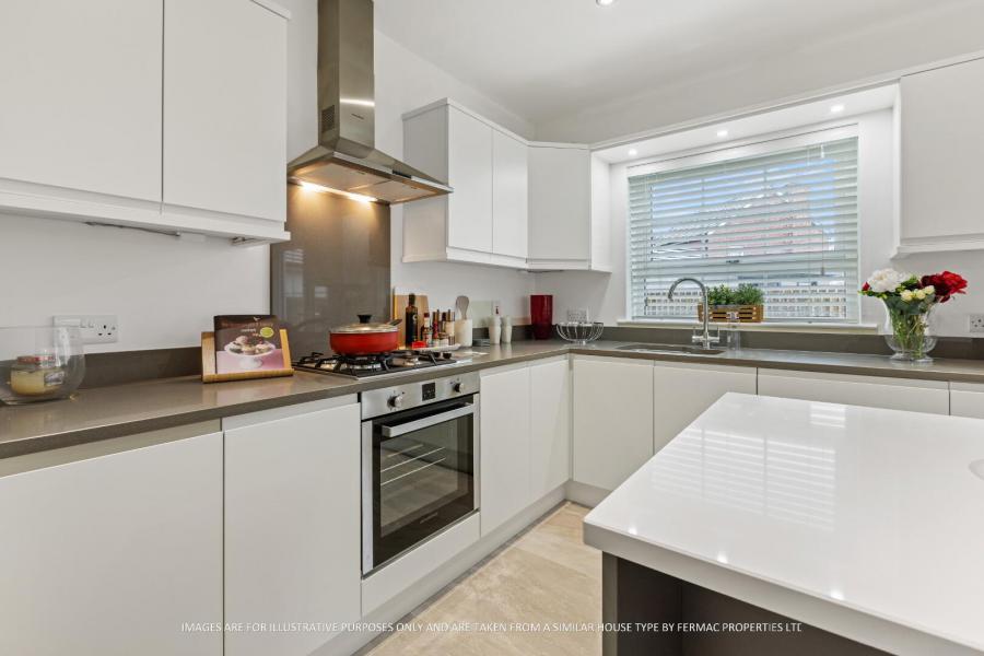 25, (With Sunroom), Camowen