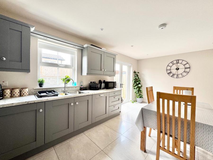 50 Loughview Court