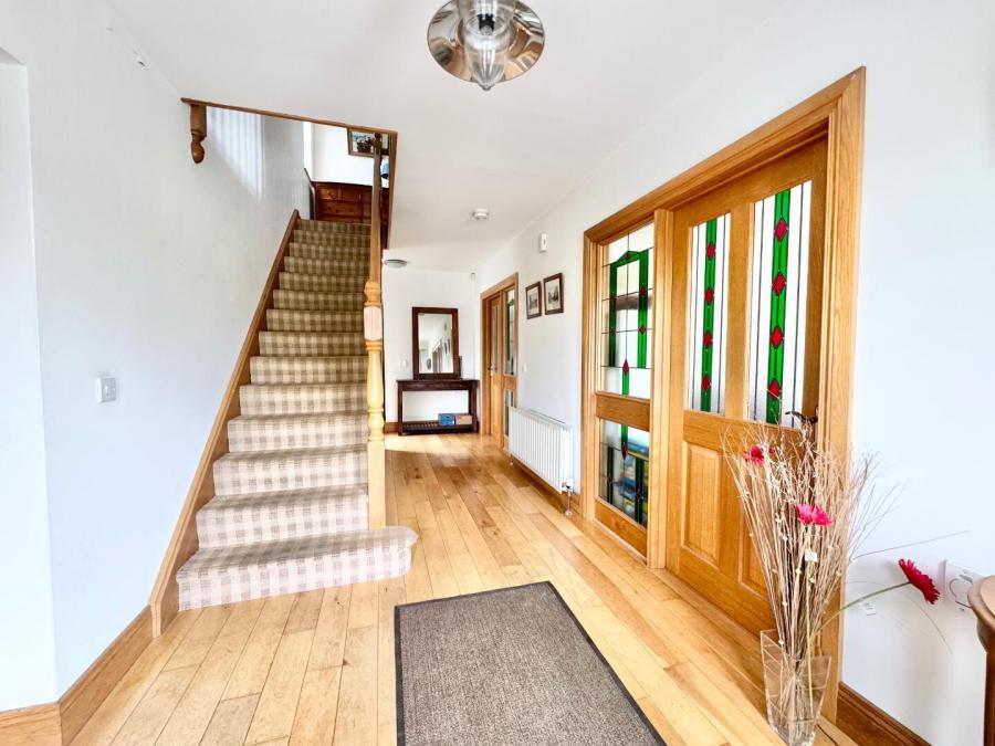 6 Dunnamona Grove