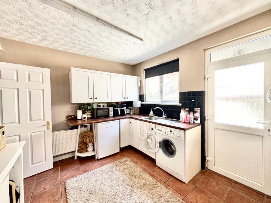 20 Sperrin Close
