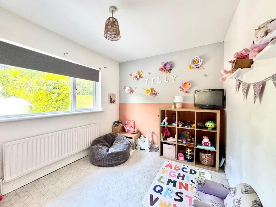 20 Sperrin Close