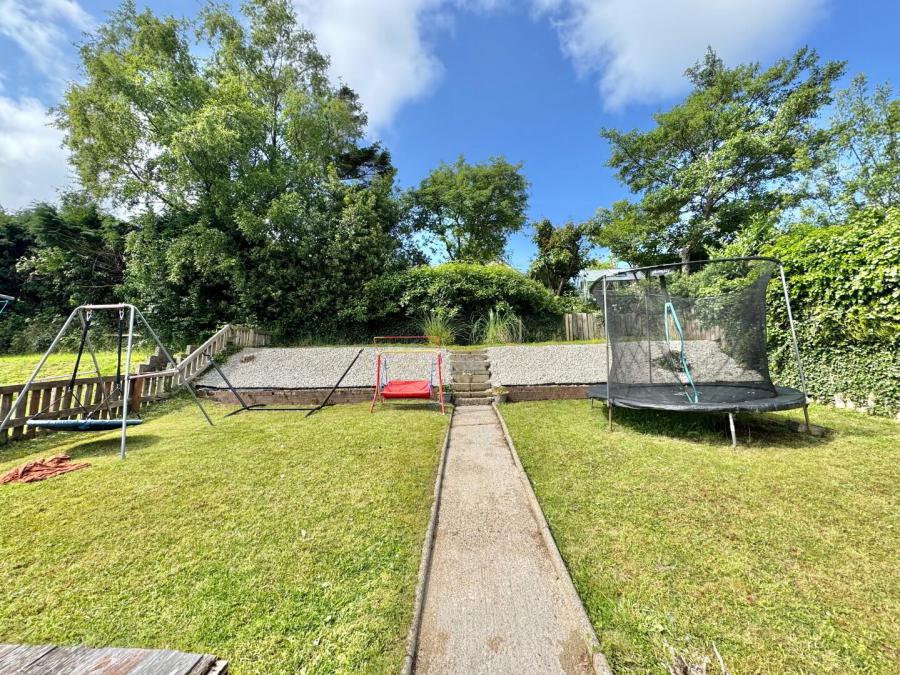 20 Sperrin Close