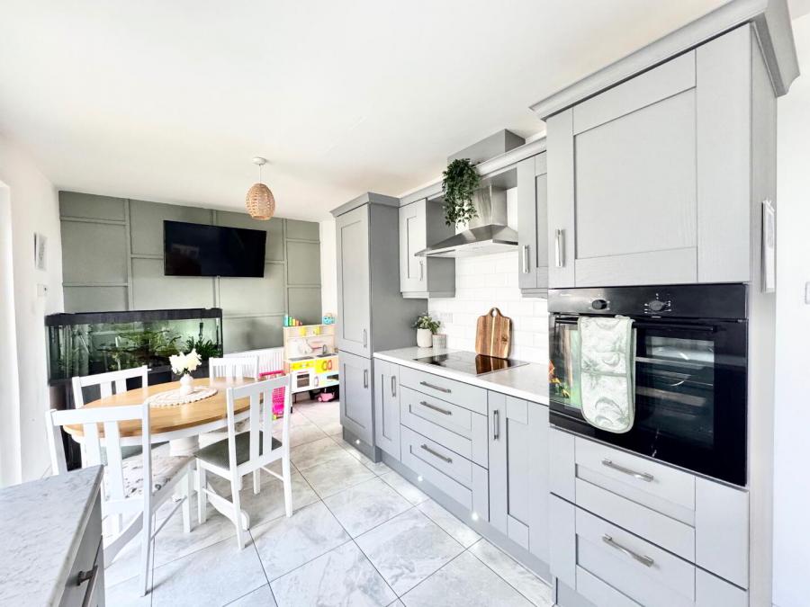 20 Sperrin Close