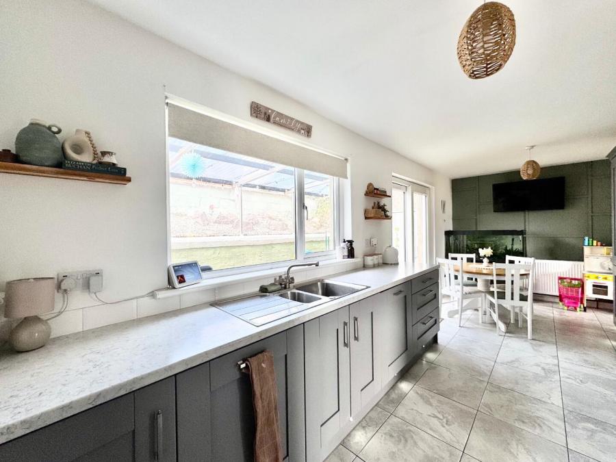 20 Sperrin Close