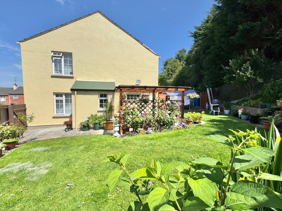 27 Lammy Drive