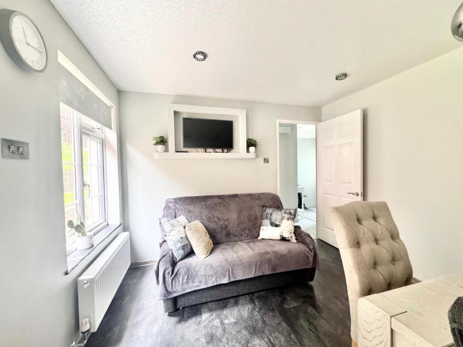 27 Lammy Drive