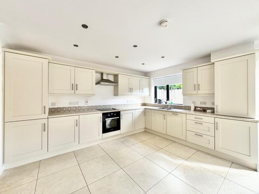11 Killyclogher Heights