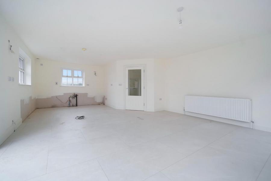 2 Esker Road