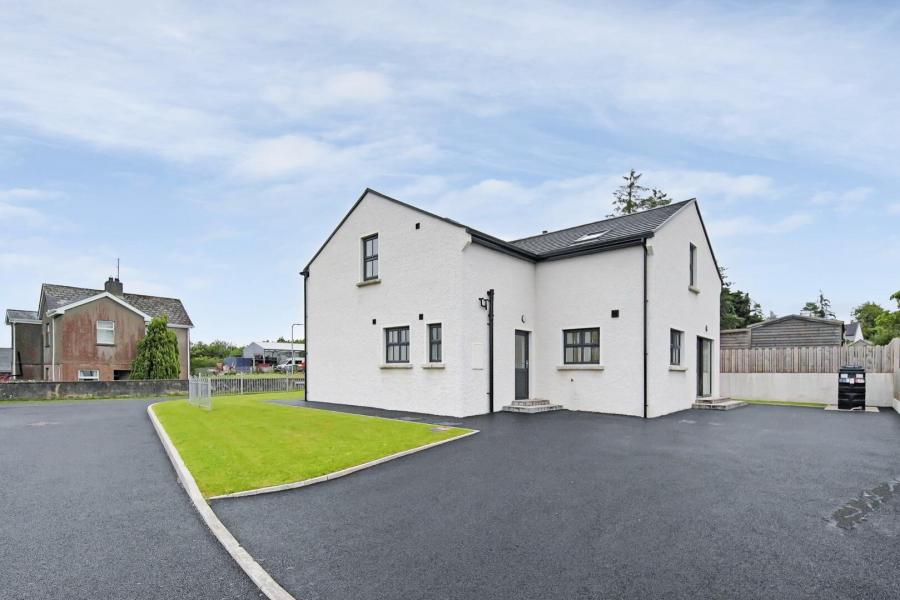 2 Esker Road