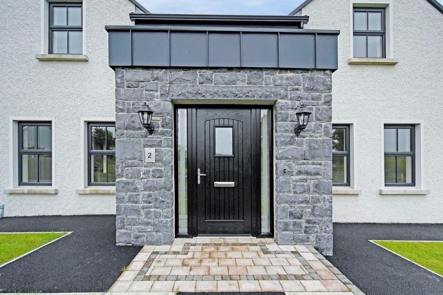 2 Esker Road