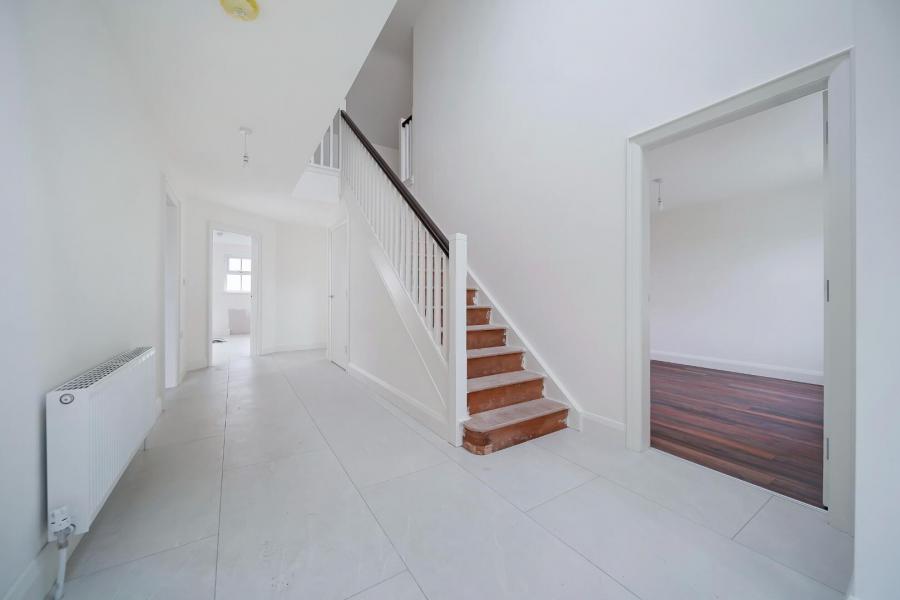 2 Esker Road