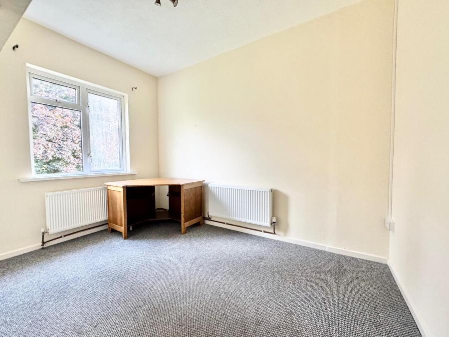 7 Edenvale Park