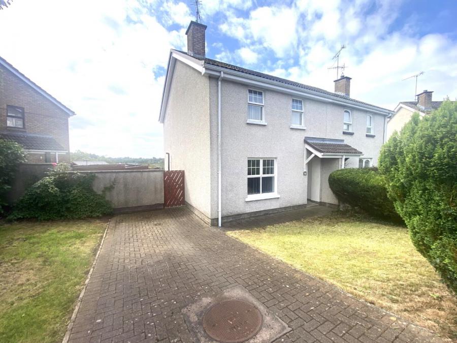 32 Deverney Park