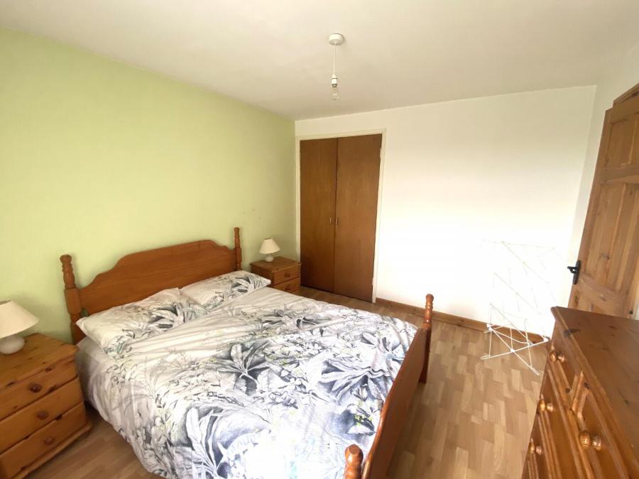 32 Deverney Park