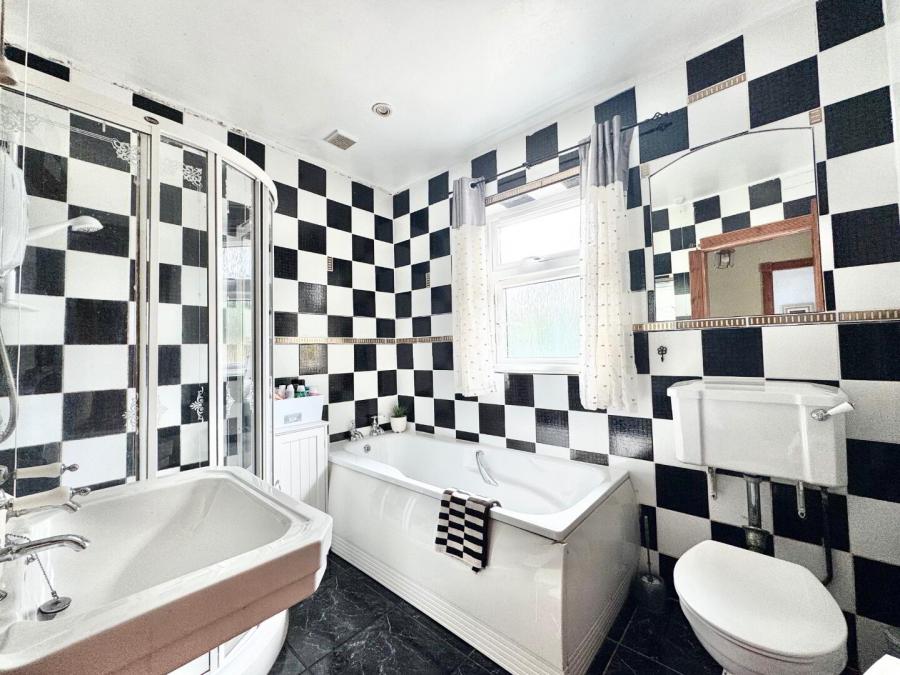 8 Sperrin Close 8 Sperrin Close