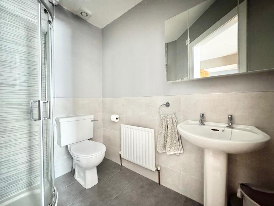21 Glenside