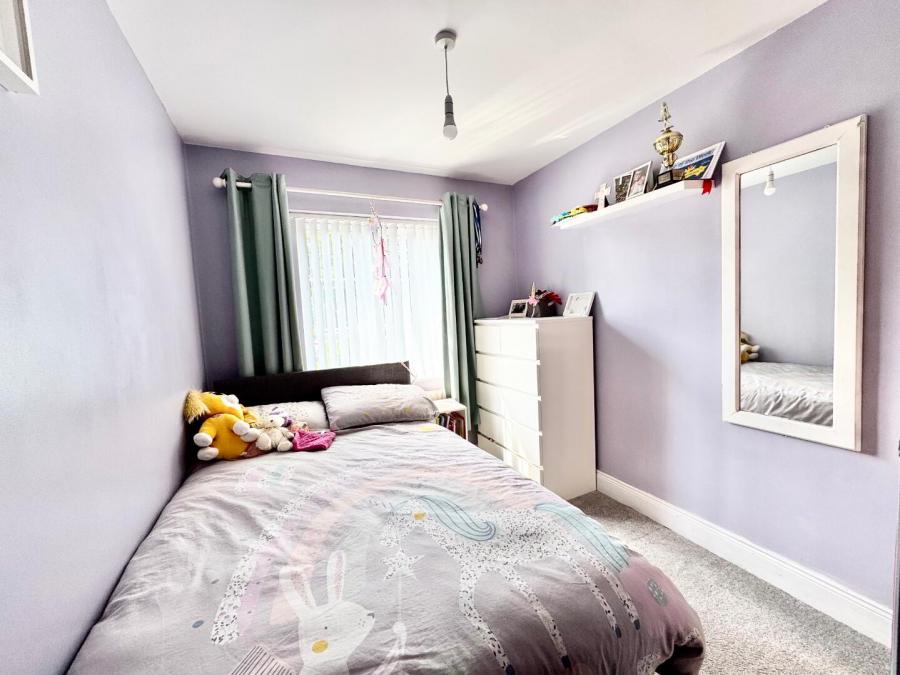 21 Glenside