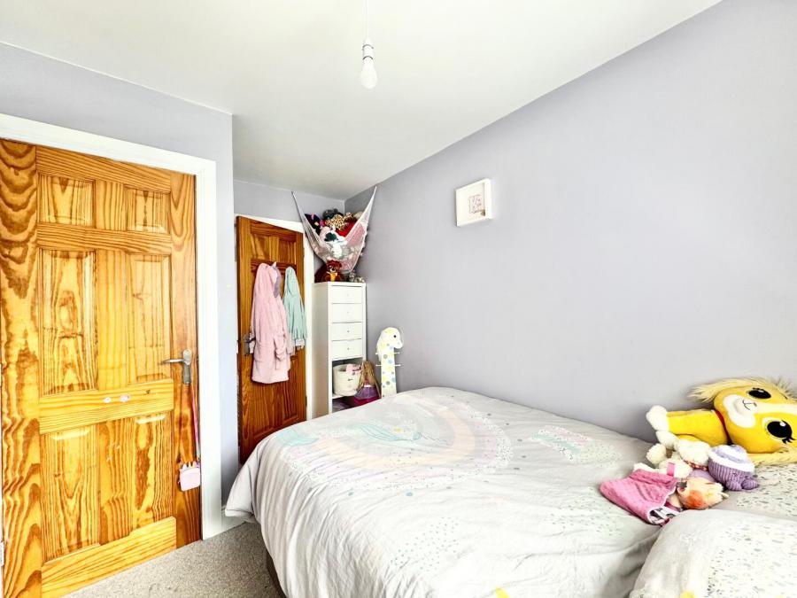 21 Glenside