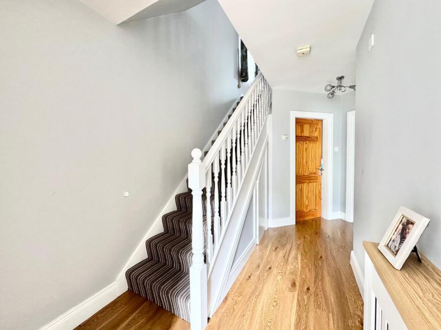 21 Glenside