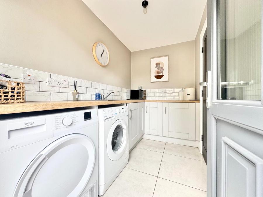 28 Highfield Drive
